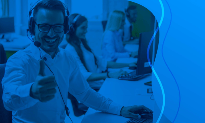 call center agent giving a thumbs up
