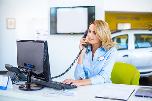 Comunicaciones unificadas para el sistema telefónico de su concesionario.